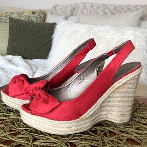 Moda Spana Bow Wedges